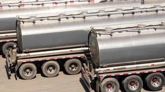 Caminhões de distribuição de etanol